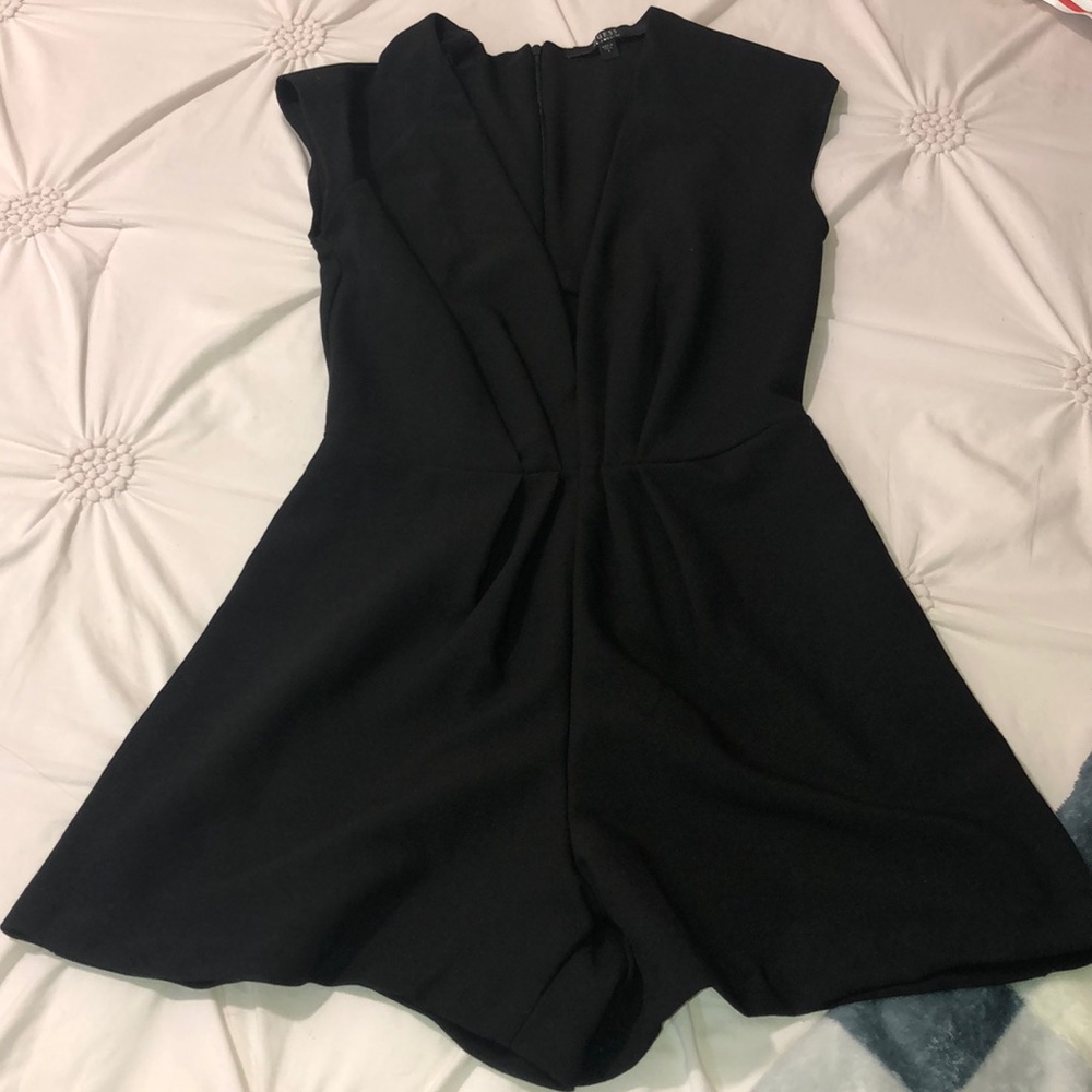 guess black romper
